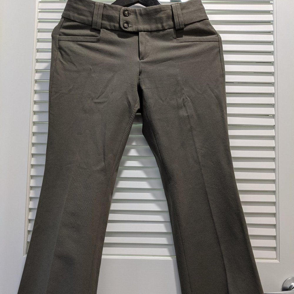 BANANA REPUBLIC Sloan pants Cameo Olive Green